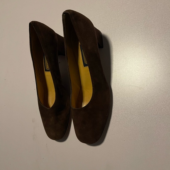 Coach women’s brown suede shoes made in Italy size 7.5 B Heel shoes Mules - Picture 12 of 13